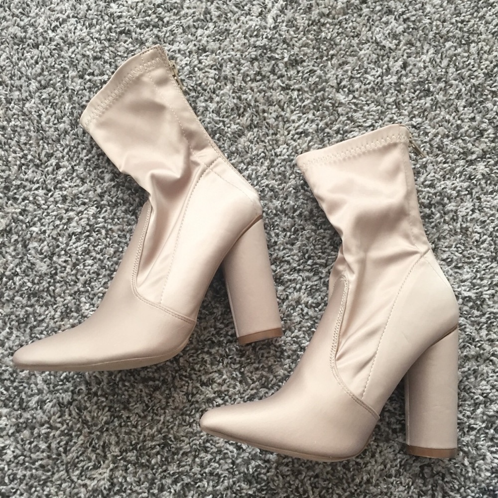 Tan zip up Booties